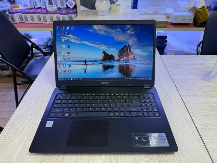 ACER Aspires 3